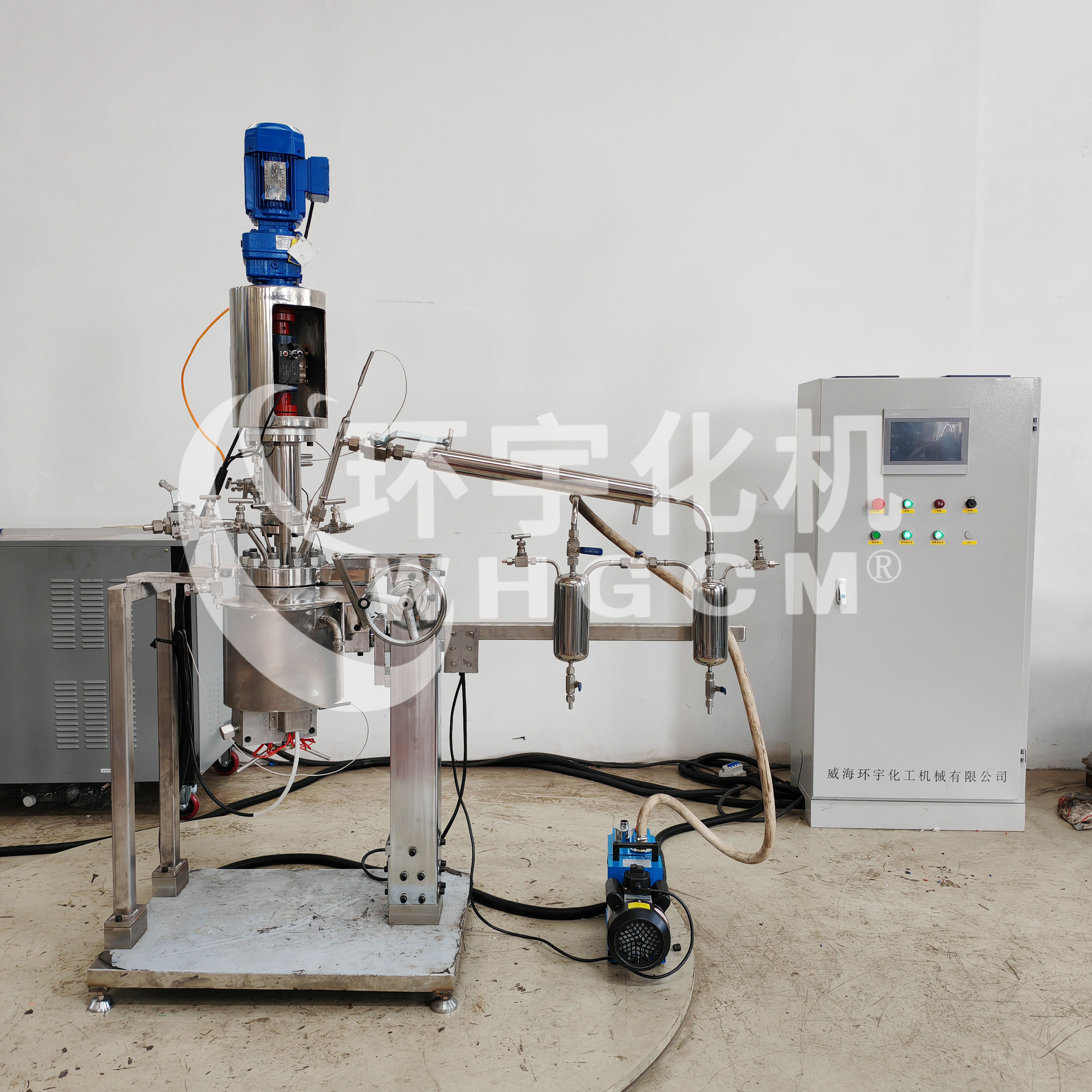 威海环宇1L高温减压酯化缩聚反应釜交付太原，助力高分子材料研发