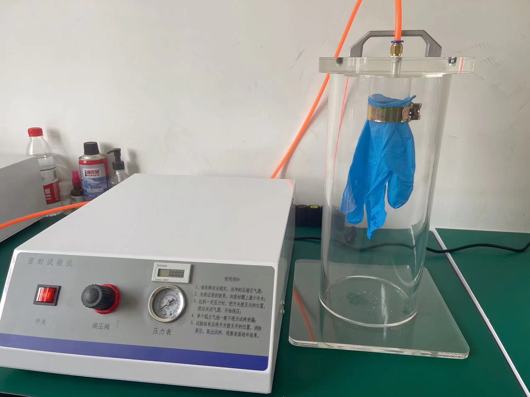 橡胶手套漏气性能检测的重要性介绍