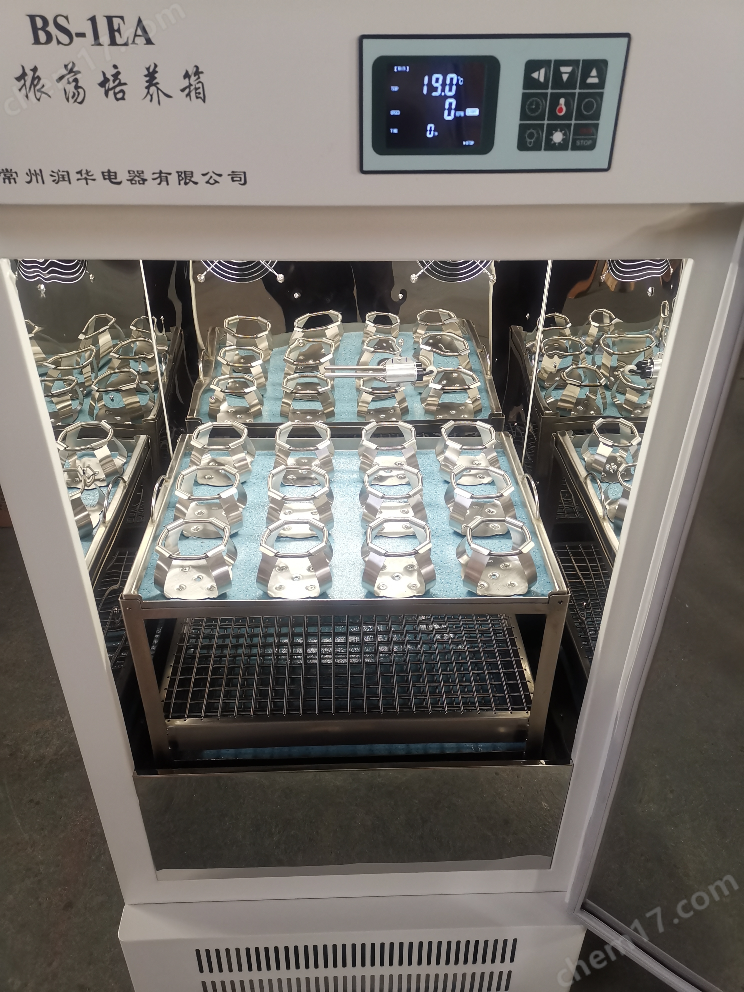 台式全温振荡培养箱