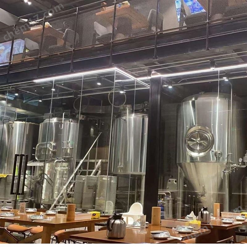 哈爾濱酒館原漿1噸啤酒生產(chǎn)設(shè)備定做
